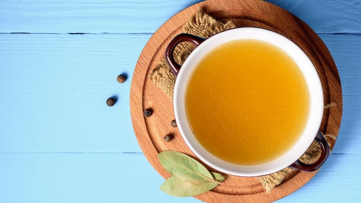 is-chicken-broth-vegan-fully-explained