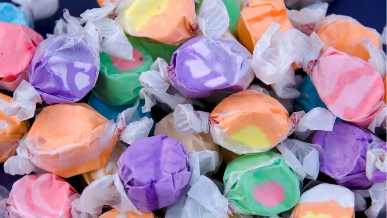 is-salt-water-taffy-vegan-fully-explained