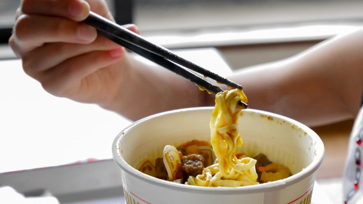 Are Fantastic Chicken Noodles Vegan? Can Vegans Eat Fantastic Chicken Noodles?