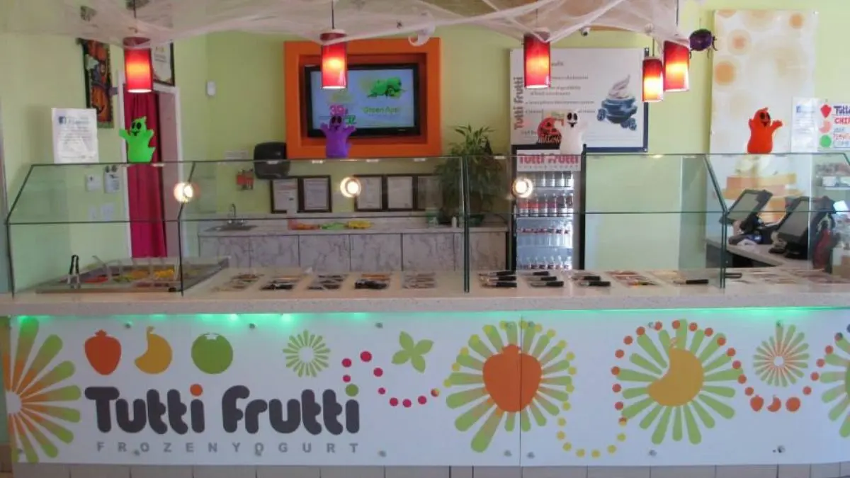 What Are the Vegan Options at Tutti Frutti Frozen Yogurt? (Updated Guide)