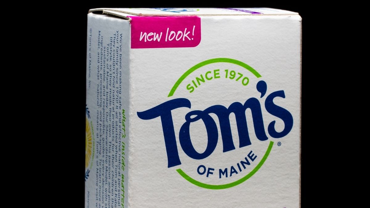 Is Tom’s Toothpaste Vegan? Can Vegans Use Tom’s Toothpaste?